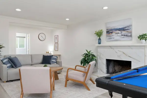 Modern Luxe Home near Disneyland with Hot Tub & Game Room — photo 4