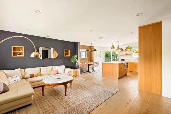 Modern Luxe Home near San Diego Attractions with Hot Tub & Backyard — photo 5